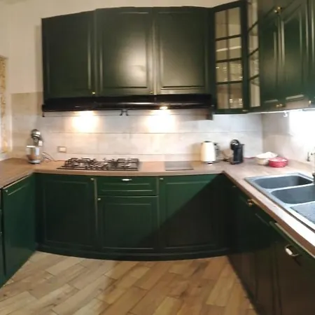 Stravanata - Large Pool, Car And Large Whirlpool Jacuzzi فيلة