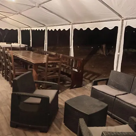 Stravanata - Large Pool, Car And Large Whirlpool Jacuzzi فيلة *